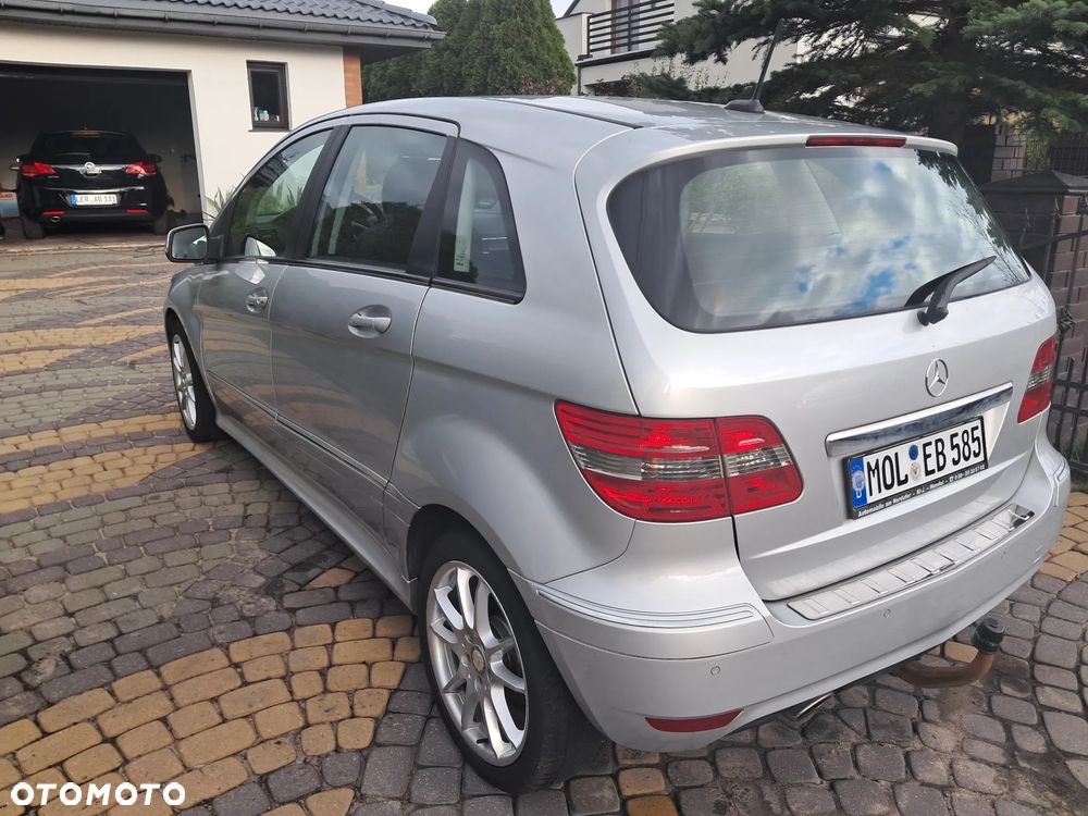 Mercedes-Benz Klasa B 150 BlueEffICIENCY - 4