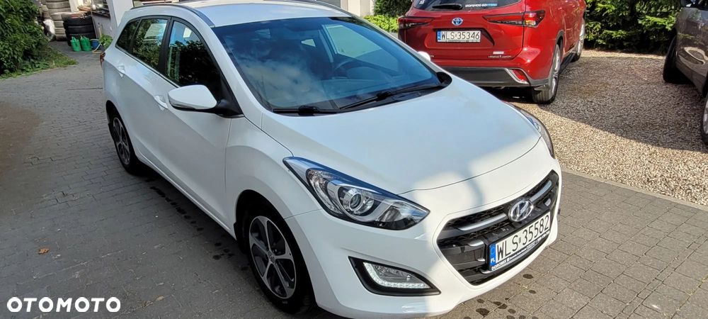 Hyundai i30 blue 1.6 GDI Passion - 4