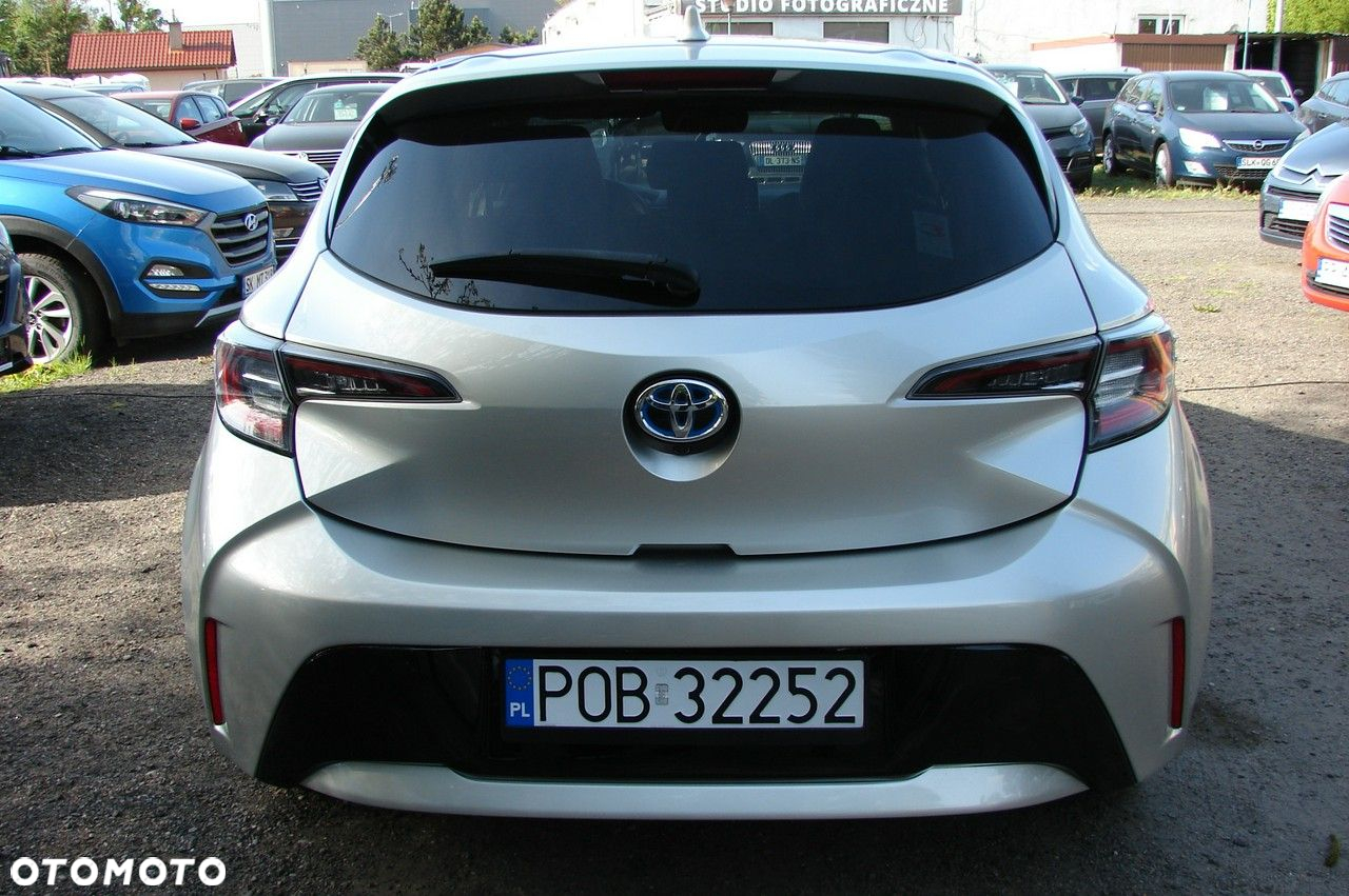 Toyota Corolla - 5