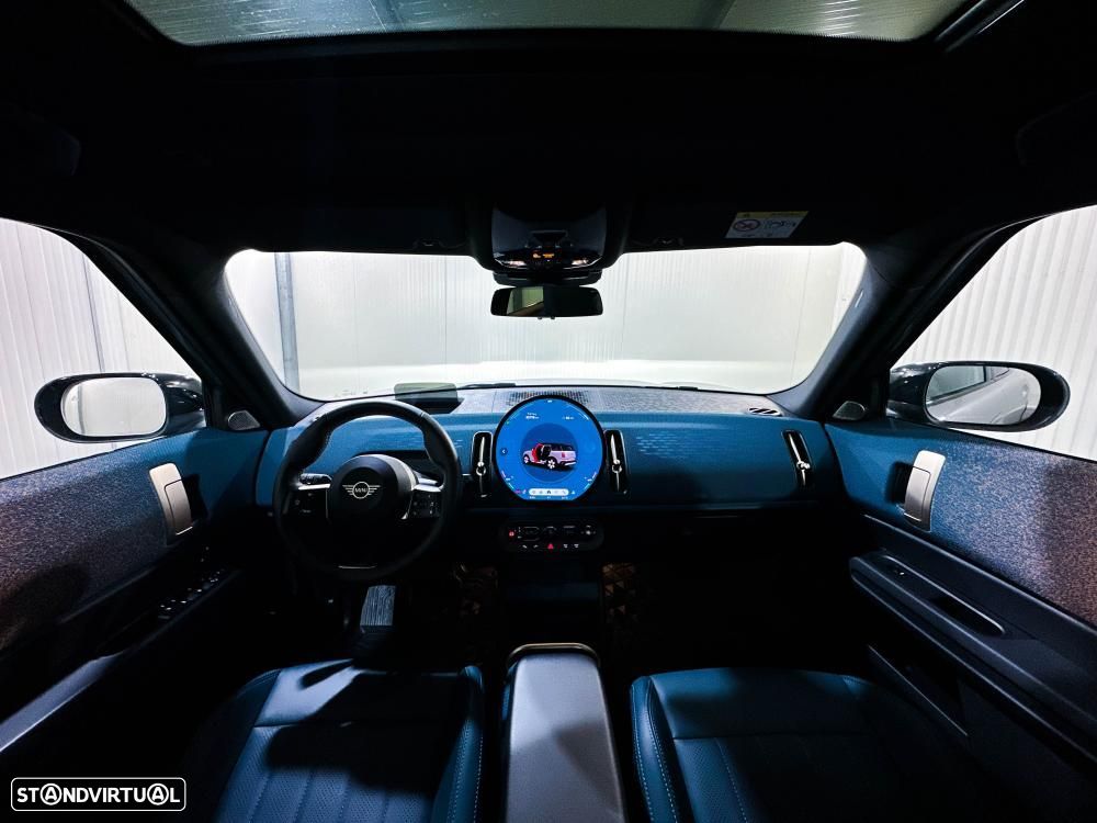 MINI Countryman E Favoured - 11
