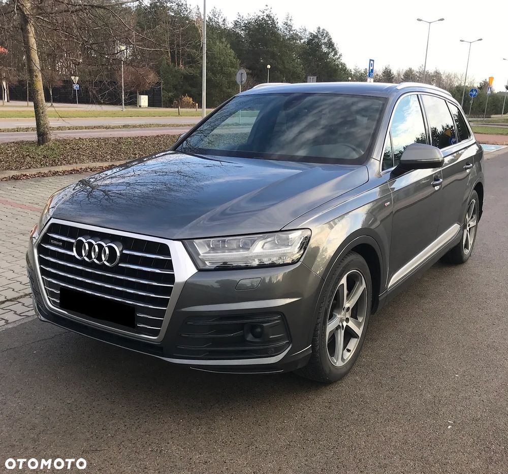 Audi Q7 - 1