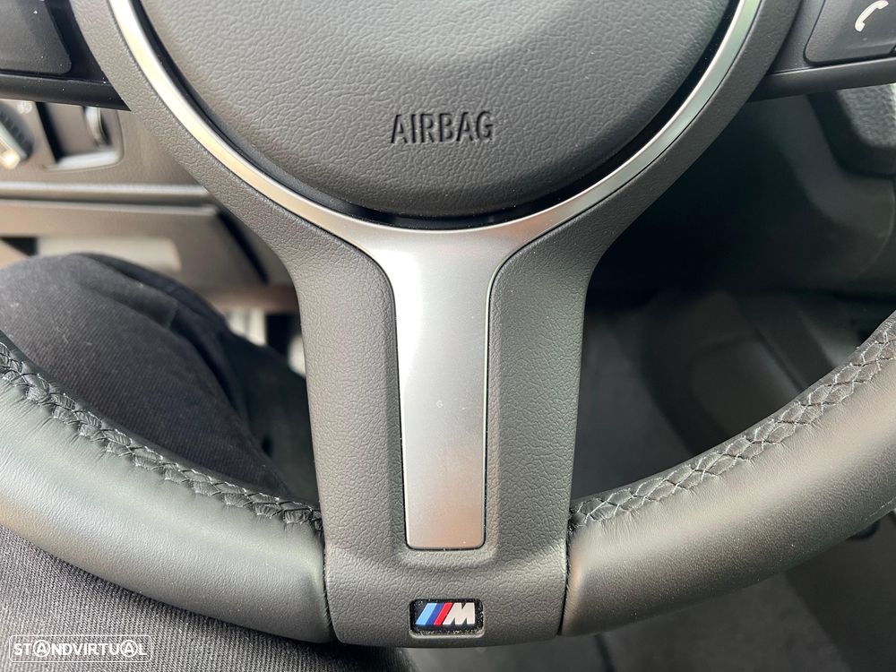 BMW 118 d Pack M - 7