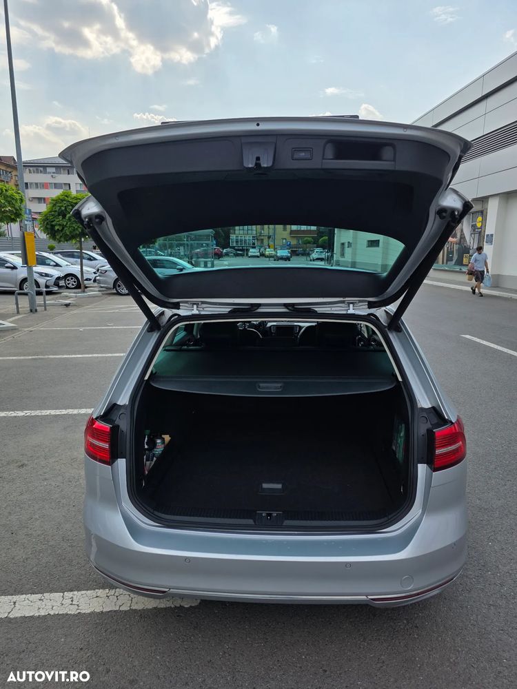 Volkswagen Passat 2.0 TDI (BlueMotion Technology) DSG Highline - 8