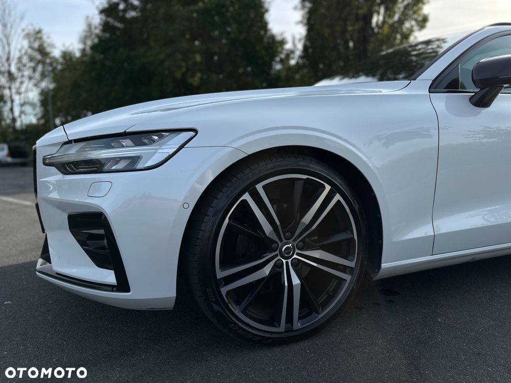 Volvo V60 D4 R-Design - 16