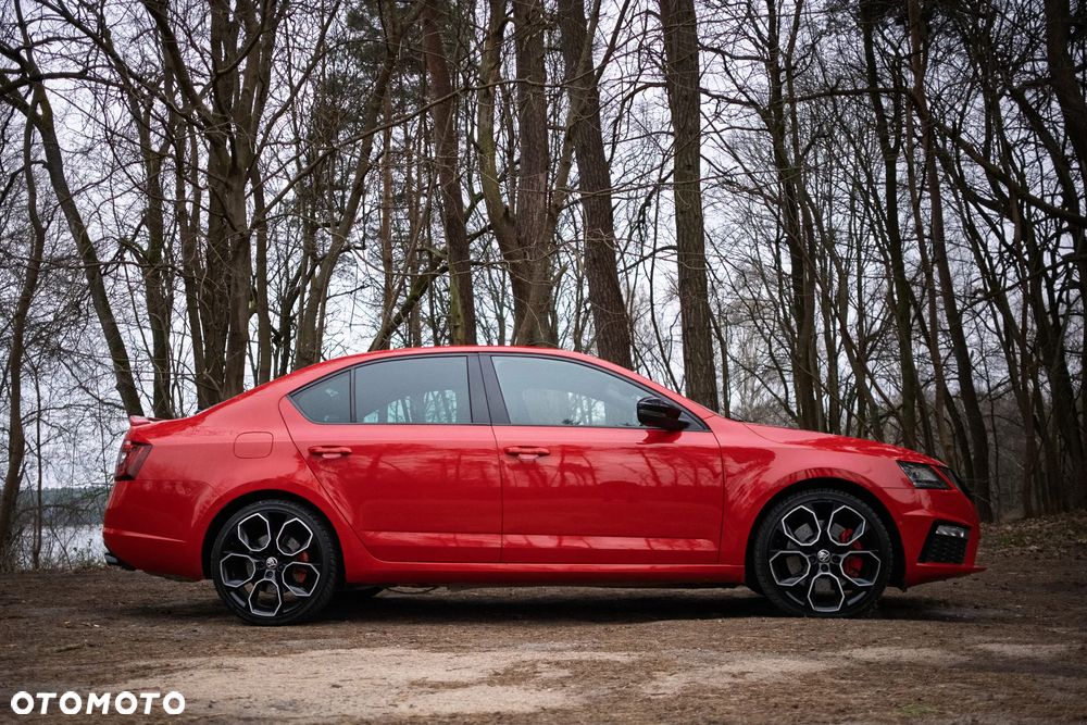 Skoda Octavia 2.0 TSI RS Challenge 245 DSG - 5
