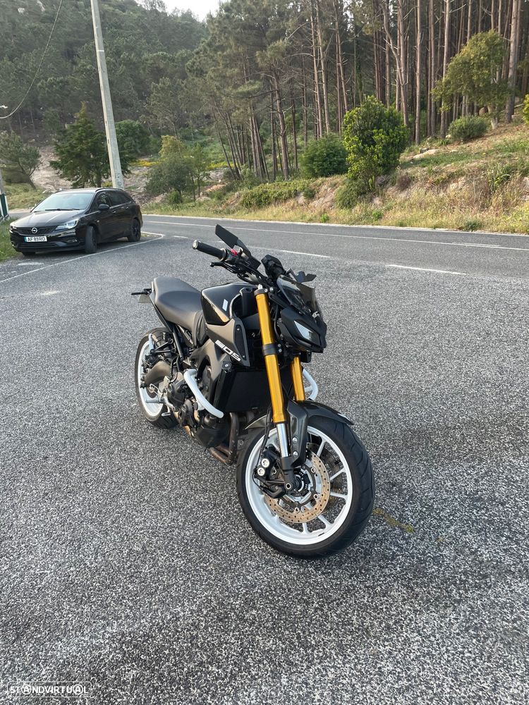 Yamaha MT-09 - 1