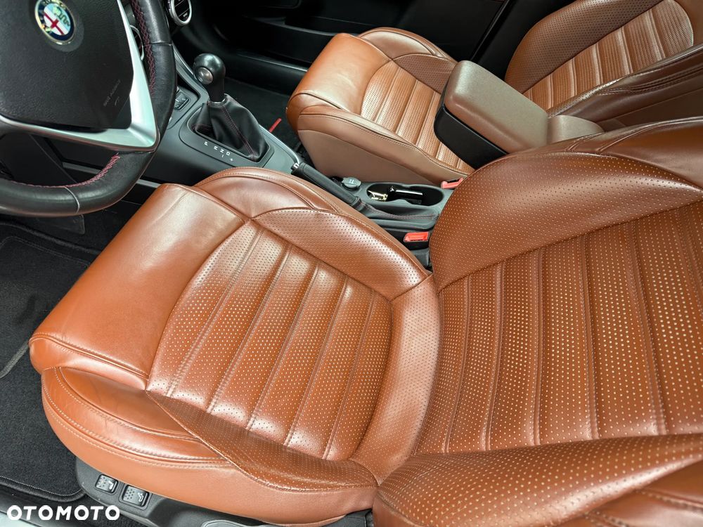 Alfa Romeo Giulietta 1.4 TB MultiAir TCT - 14