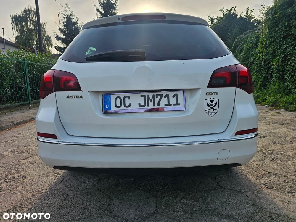 Opel Astra 1.7 CDTI DPF Active - 8