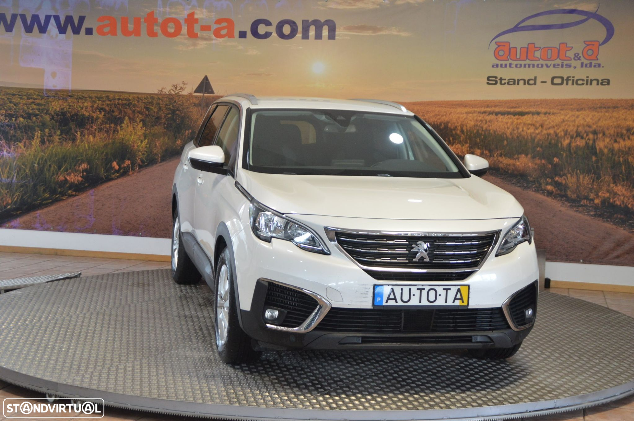 Peugeot 5008 1.2 PureTech Allure EAT6 - 8