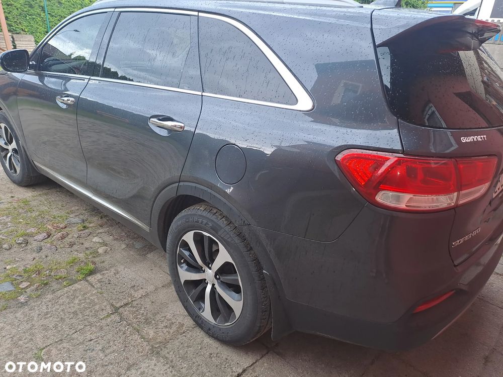 Kia Sorento - 9
