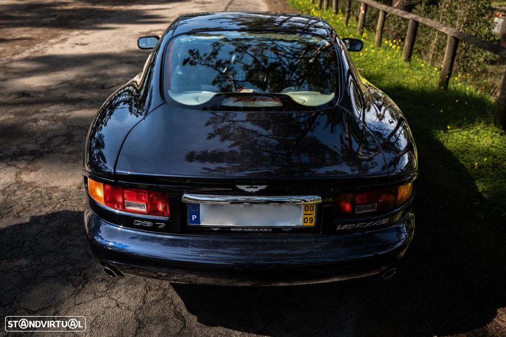 Aston Martin DB7 Vantage Coupé - 2