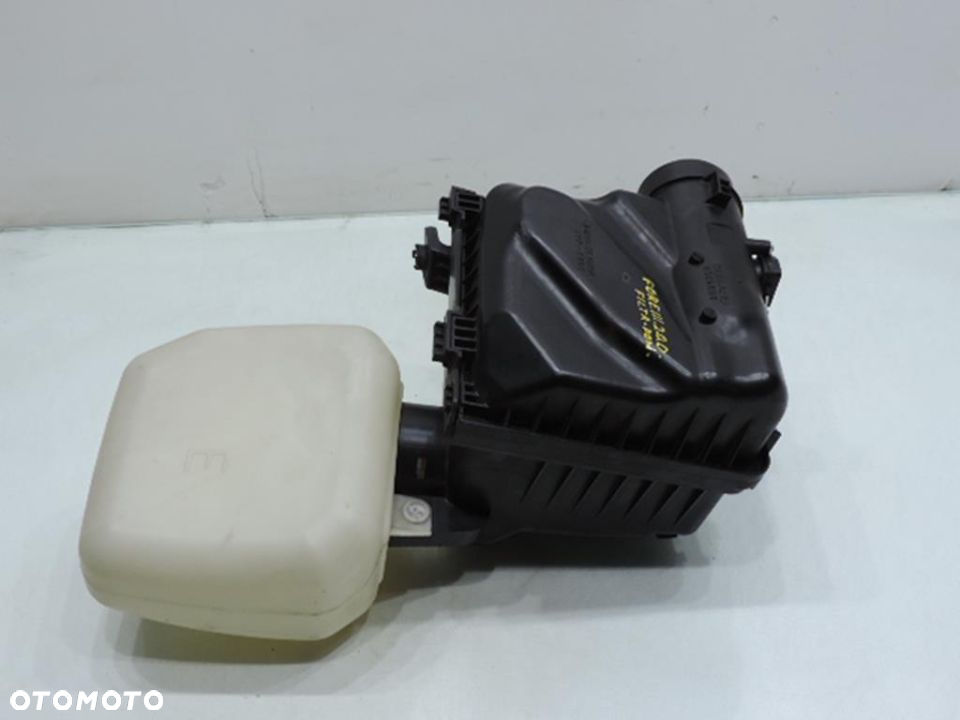 FILTR POWIETRZA PRZEPŁYWOMIERZ FORESTER III 2.0 D - 10