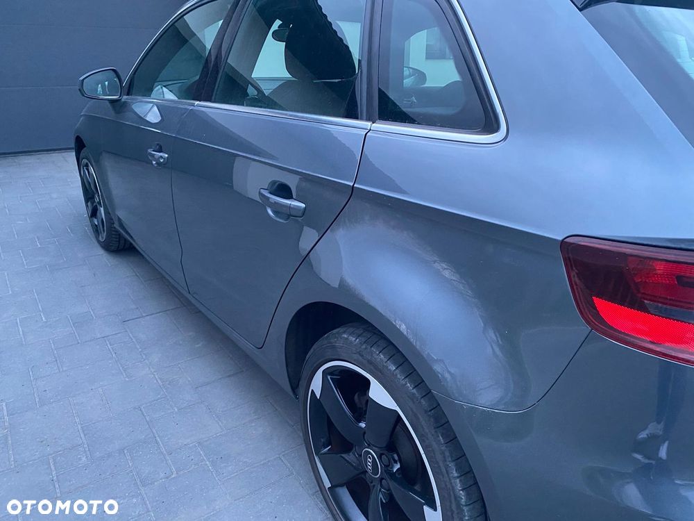 Audi A3 Sportback 1.6 TDI Ambiente - 11