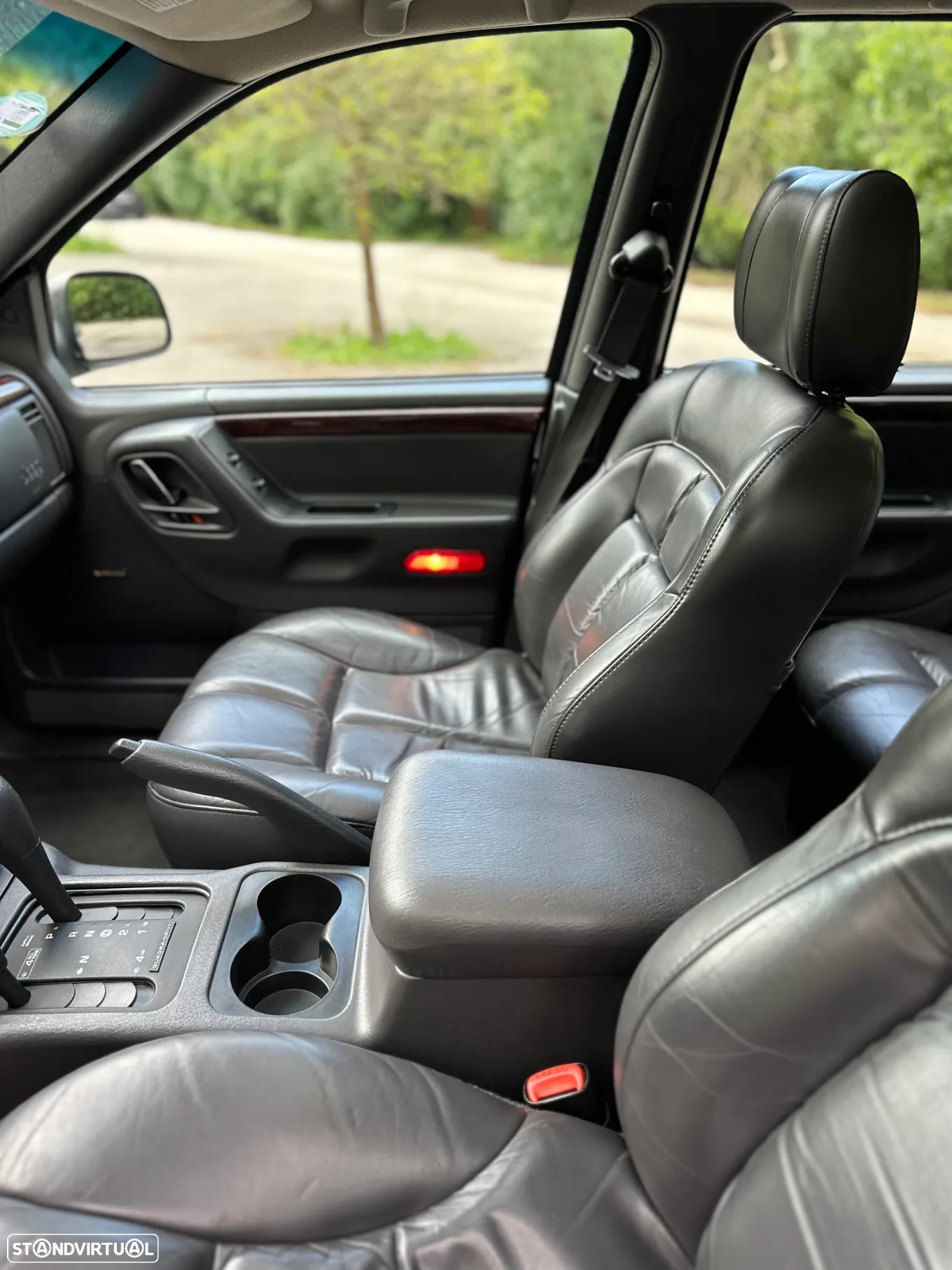 Jeep Grand Cherokee 4.7 V8 Limited - 13