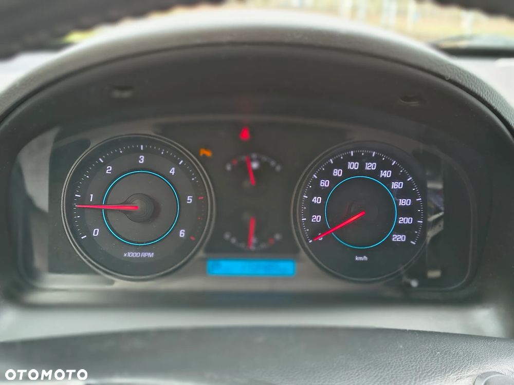 Chevrolet Captiva 2.2 D LTZ - 6