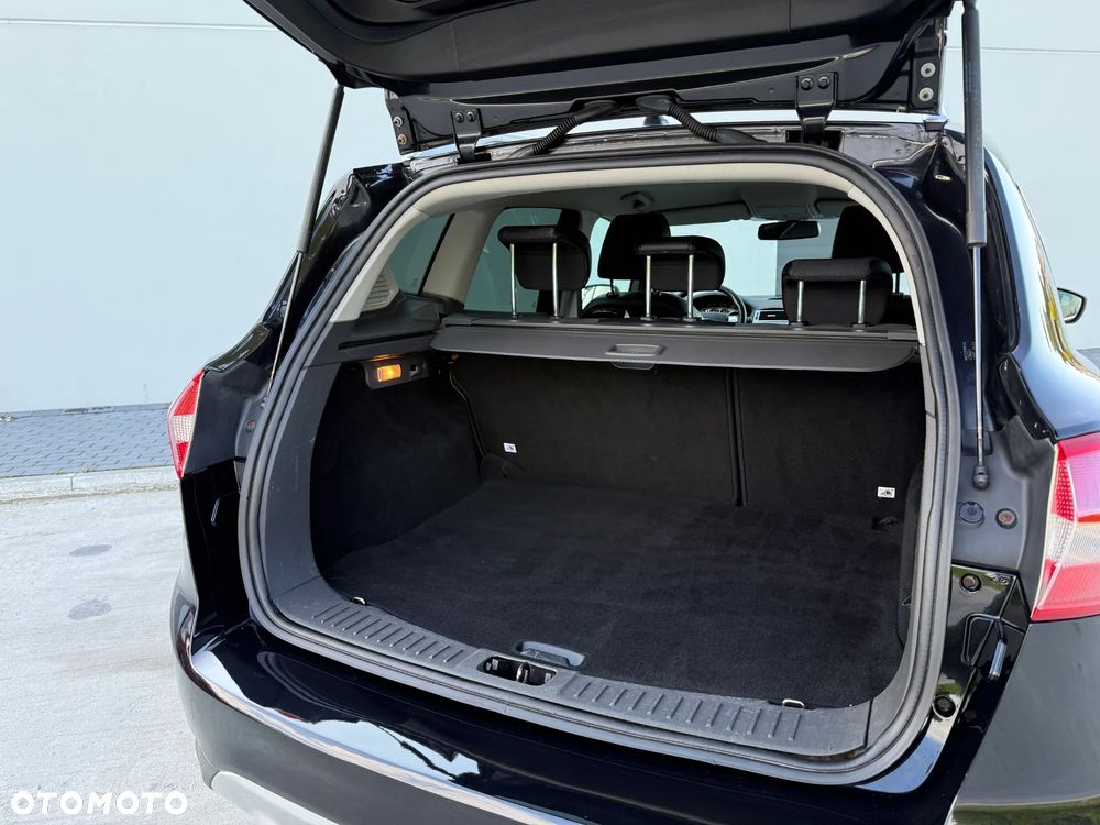 Ford Kuga - 23