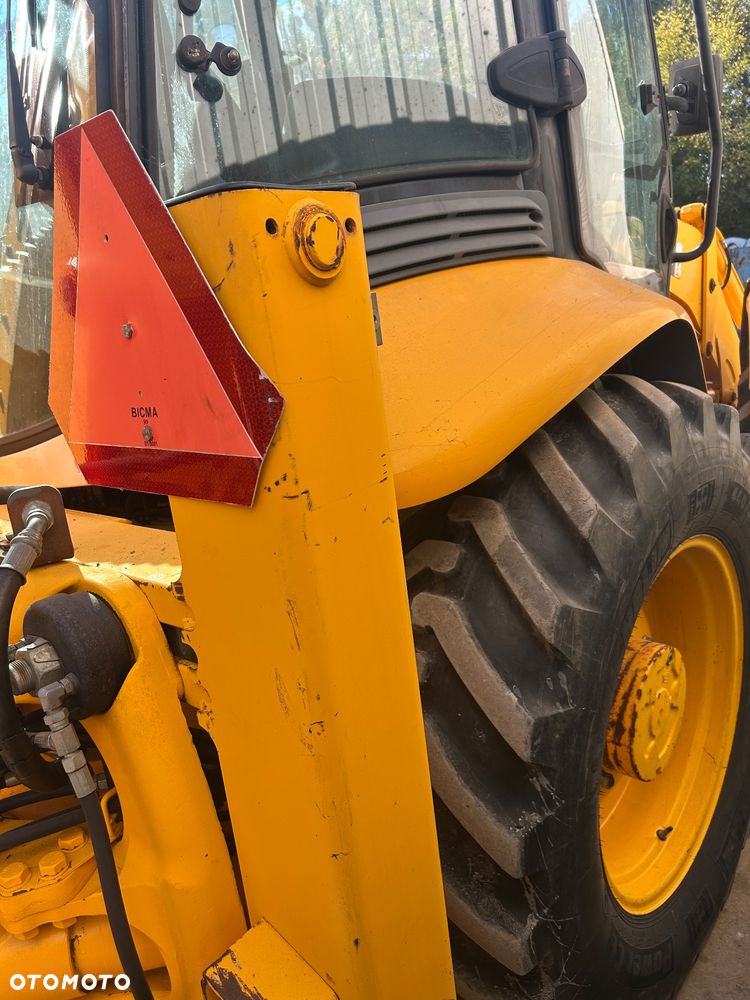 JCB 4 CX - 5