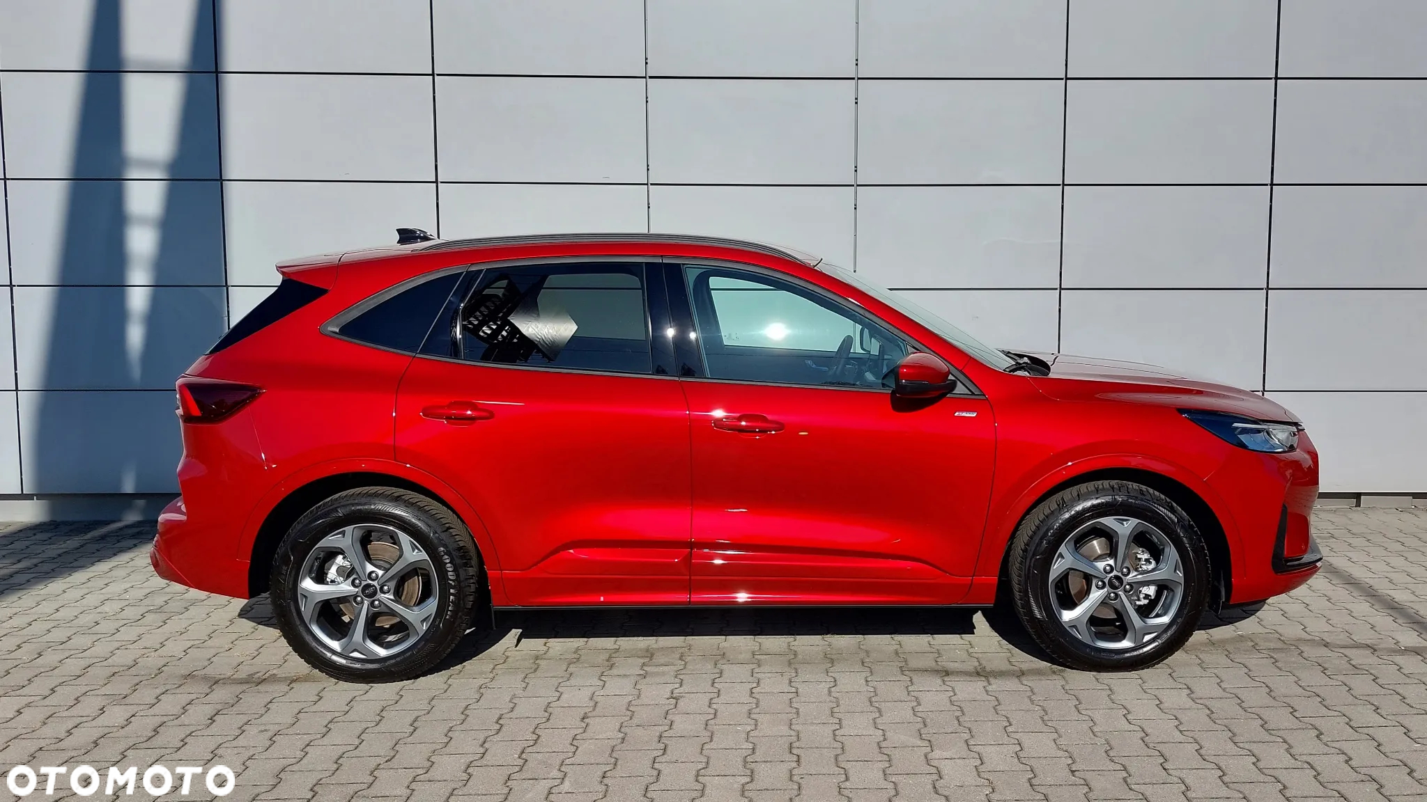 Ford Kuga 1.5 EcoBoost FWD ST-Line - 2