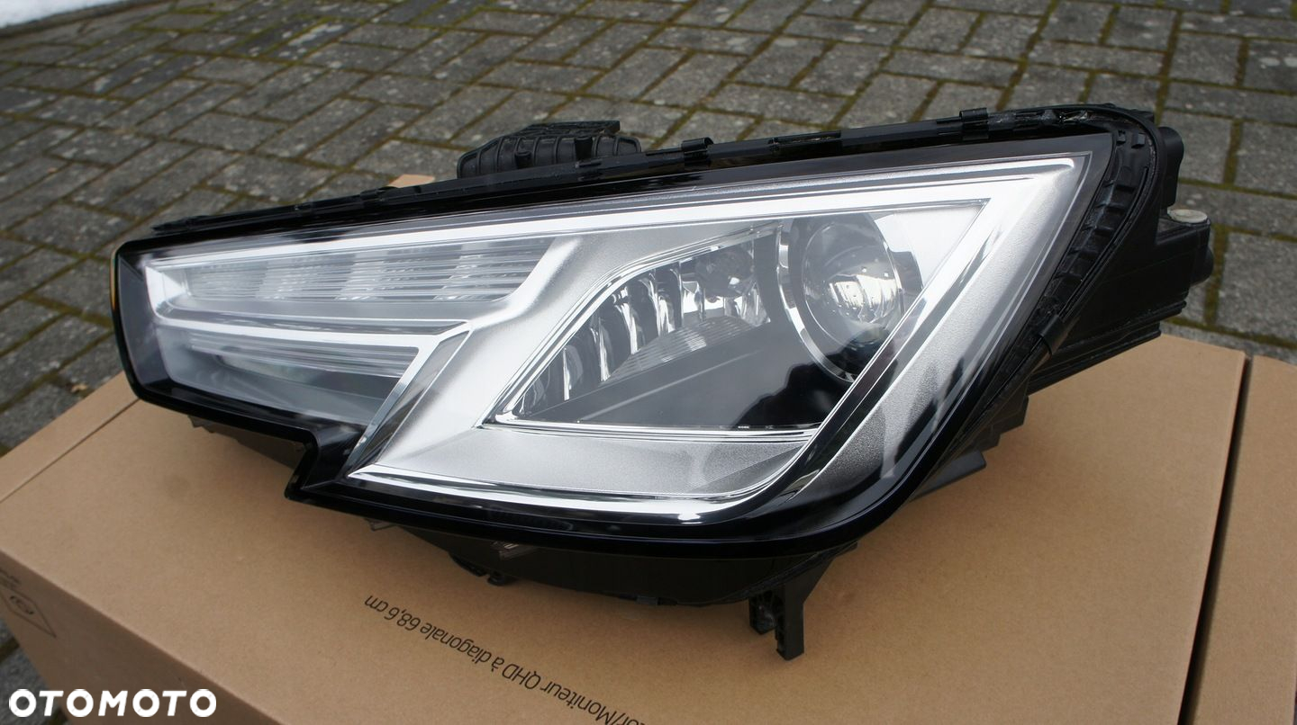 PRZEDNIA LEWA LAMPA AUDI A4 B9 BI-XENON 8W0 - 2