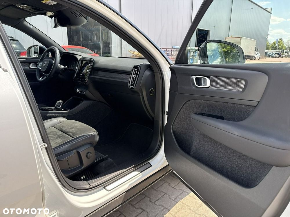 Volvo XC 40 T3 R-Design - 20