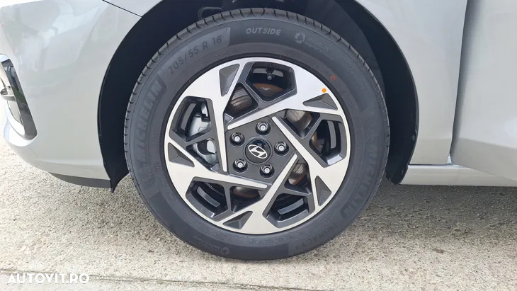 Hyundai i30 - 18