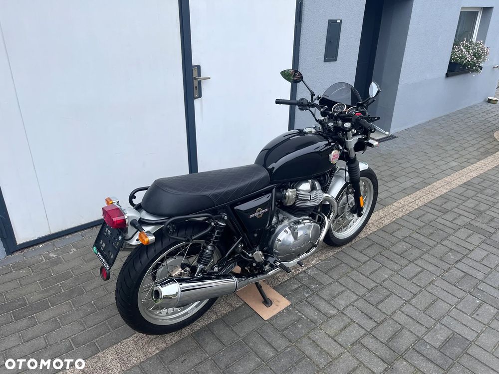 Royal Enfield Interceptor - 19