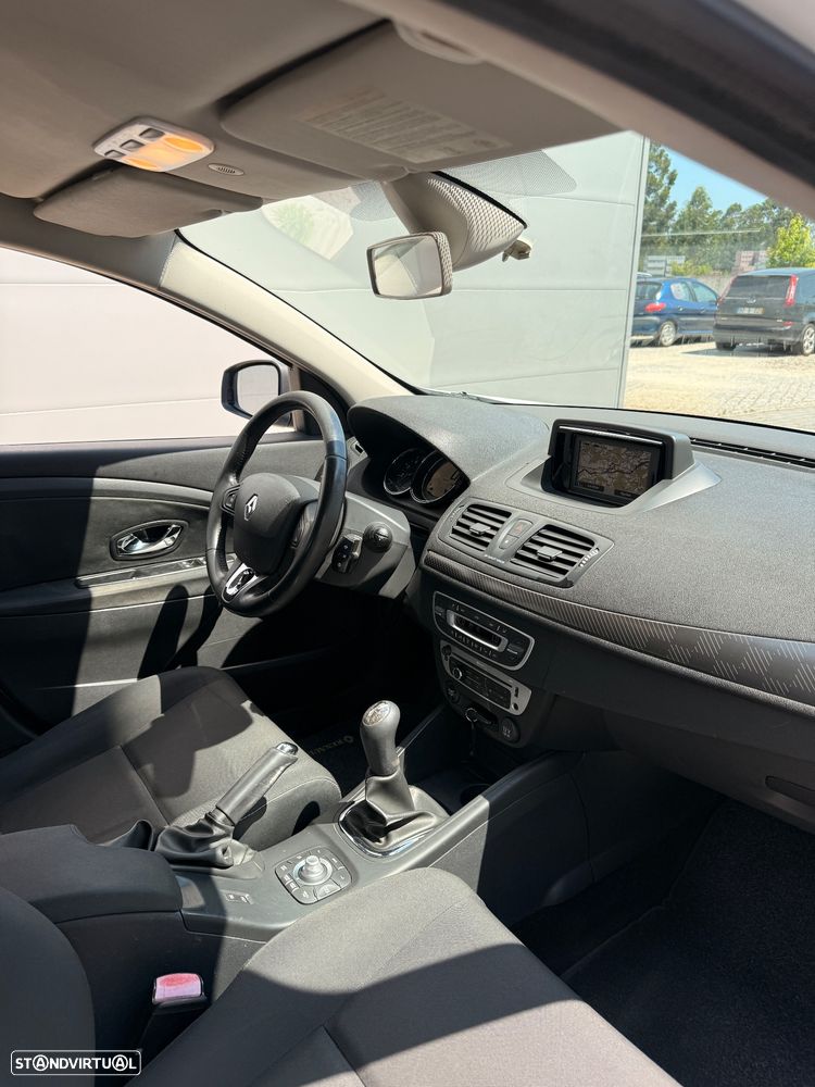 Renault Mégane 1.5 dCi Dynamique CO2 Champion - 11