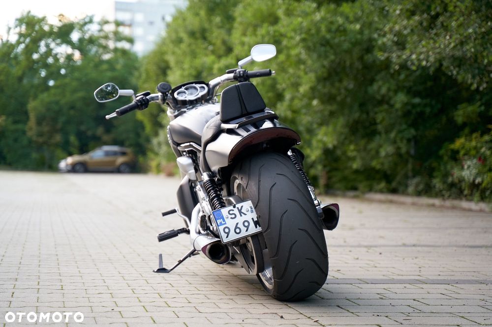 Harley-Davidson V-Rod Muscle - 2