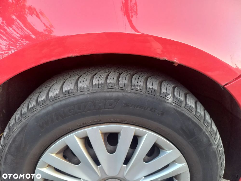 Volkswagen Golf Plus 1.6 TDI DPF BlueMotion Technology DSG Comfortline - 6