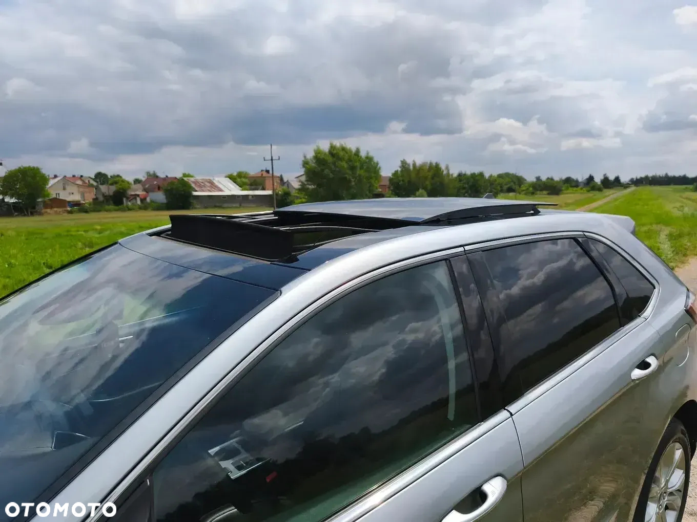 Ford Edge - 8