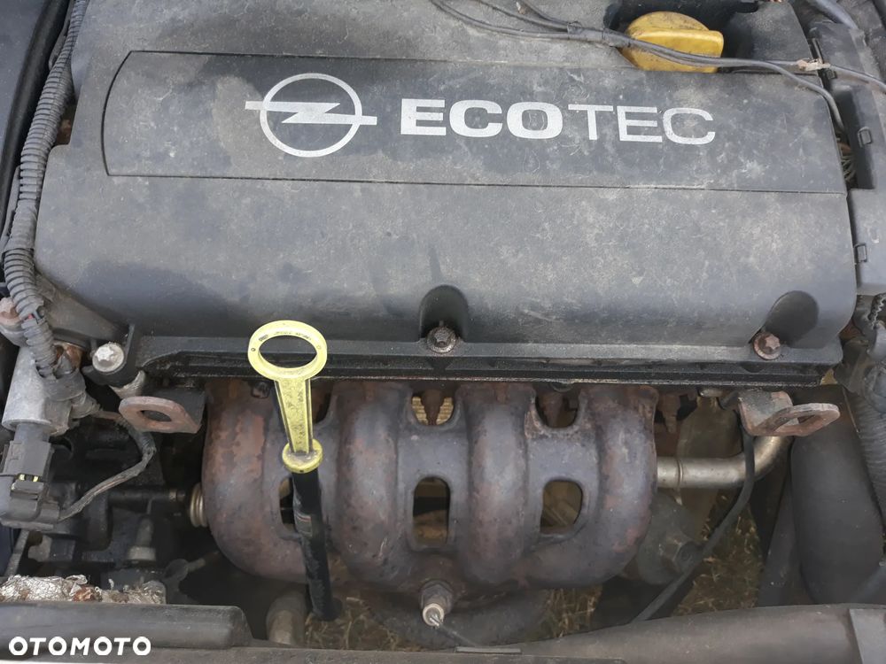 Opel Zafira 1.8 Family - 8