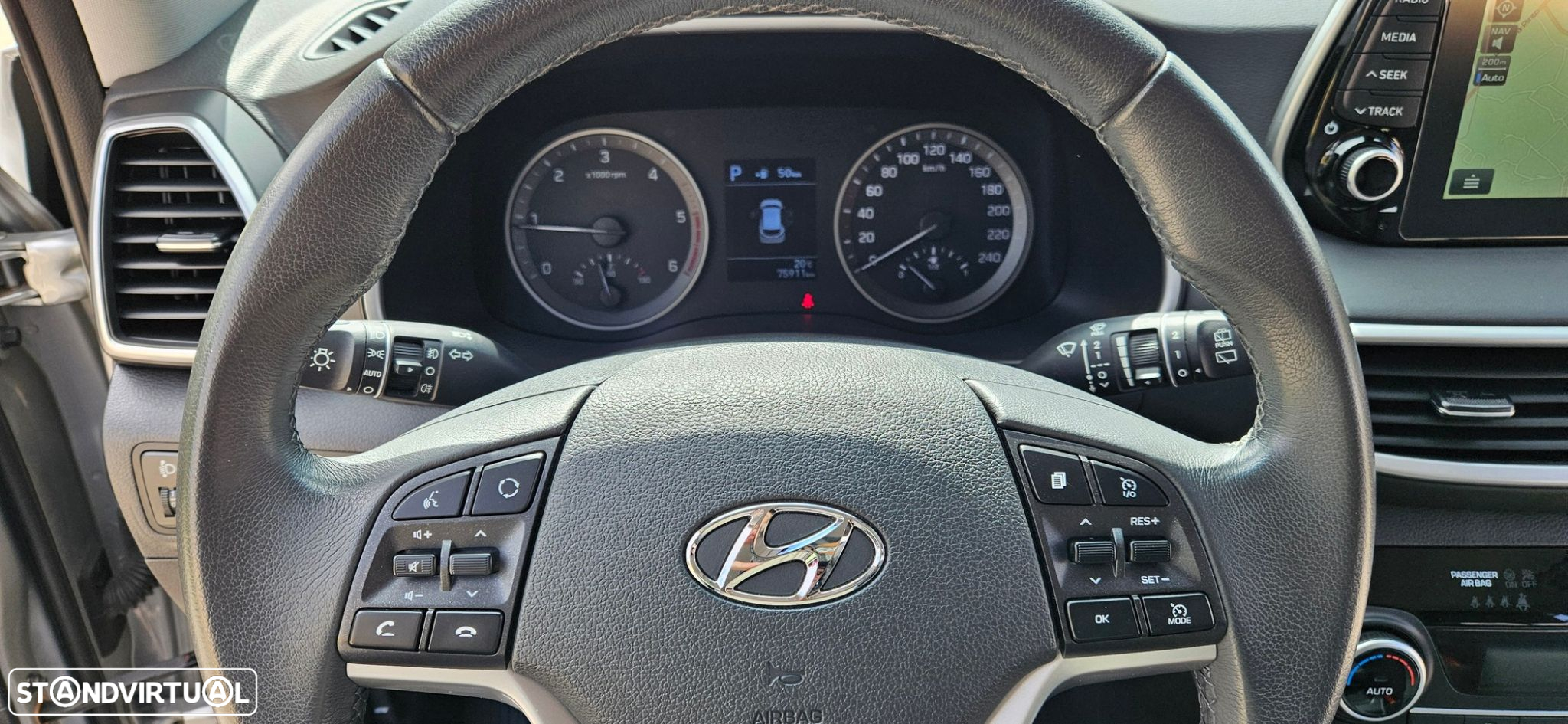 Hyundai Tucson 1.6 CRDi Premium DCT - 18
