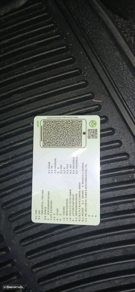 Fiat Punto 1.3 M-Jet Easy S&S - 9