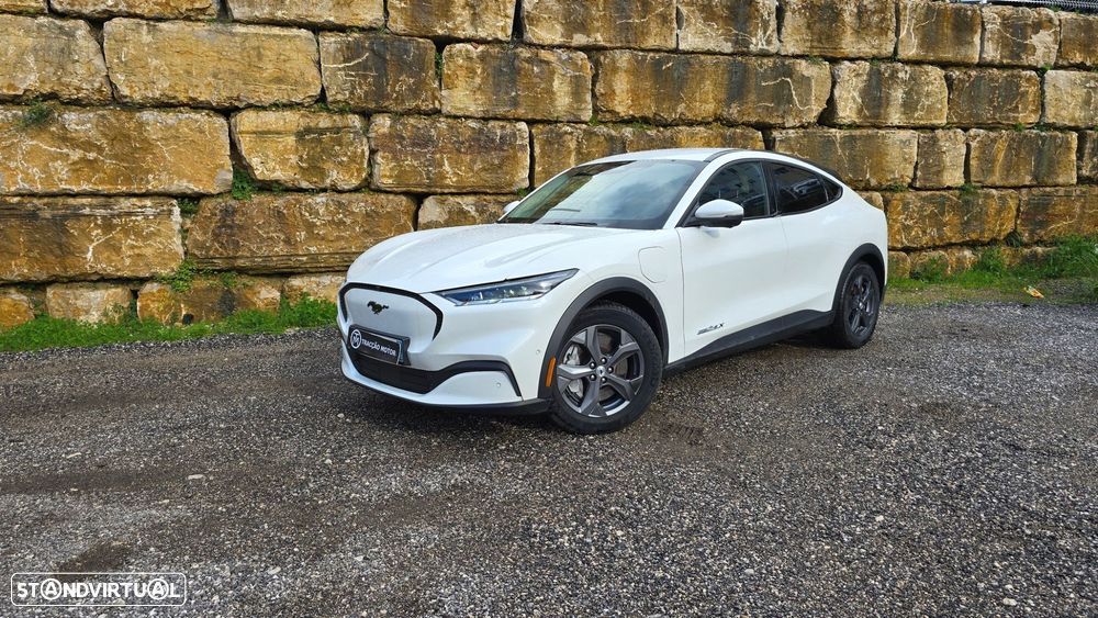 Ford Mustang Mach-E - 1