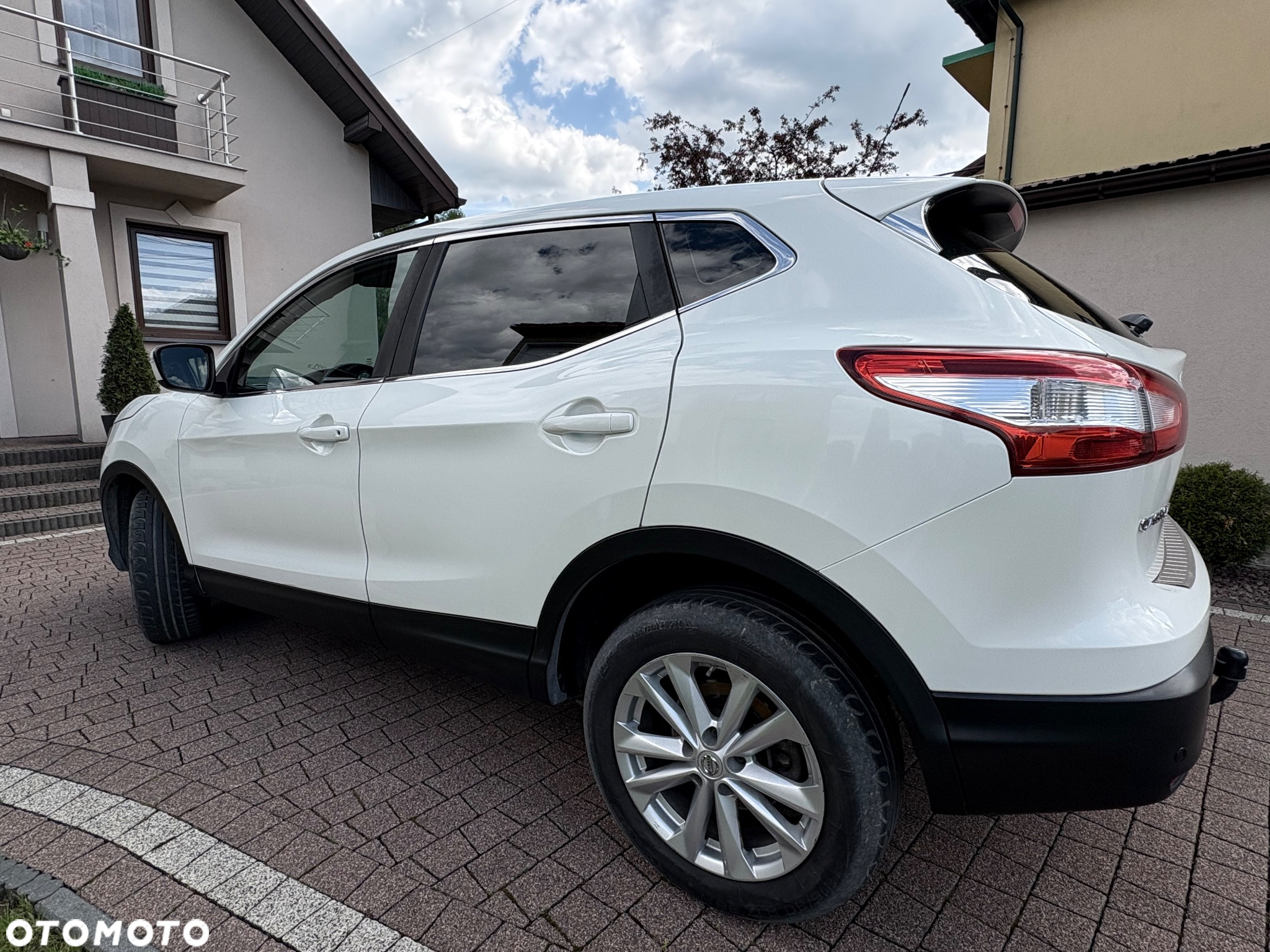 Nissan Qashqai 1.6 DCi 4x4 N-Connecta EU6 - 3