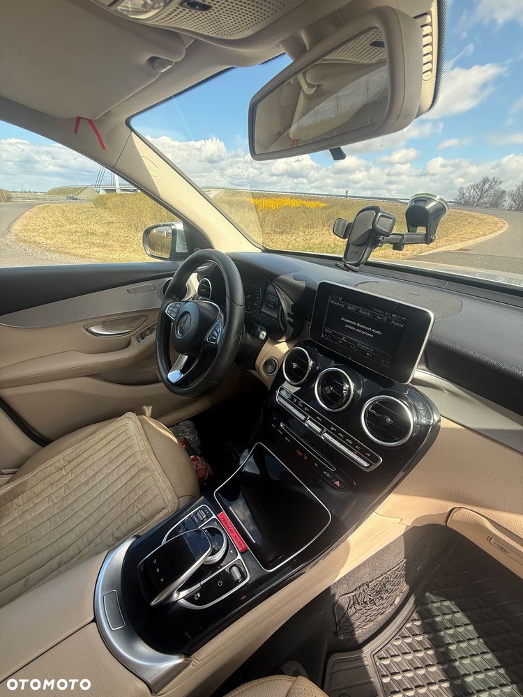 Mercedes-Benz GLC - 17