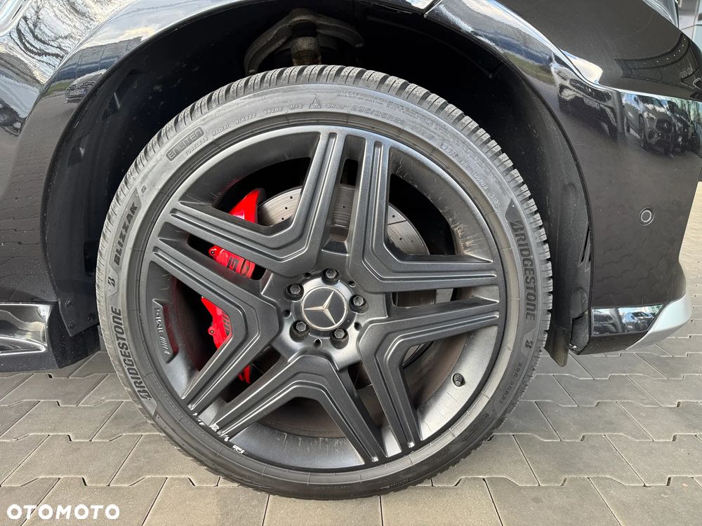 Mercedes-Benz ML 63 AMG 4-Matic - 37