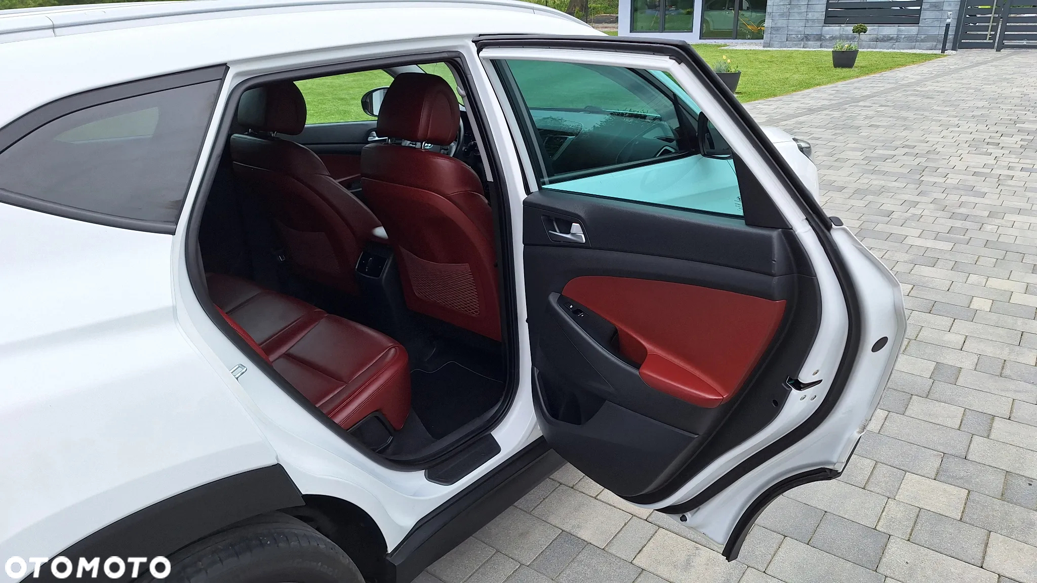 Hyundai Tucson blue 1.7 CRDi 2WD Style - 23