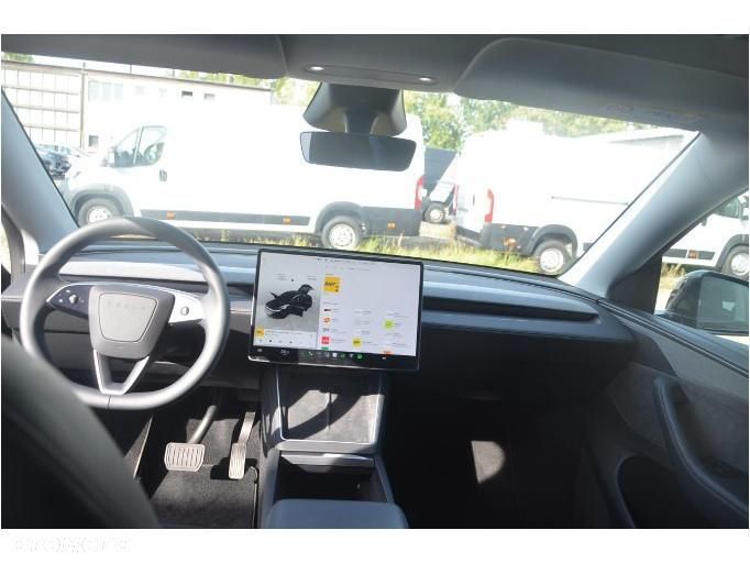 Tesla Model Y 79kWh Long Range AWD - 20