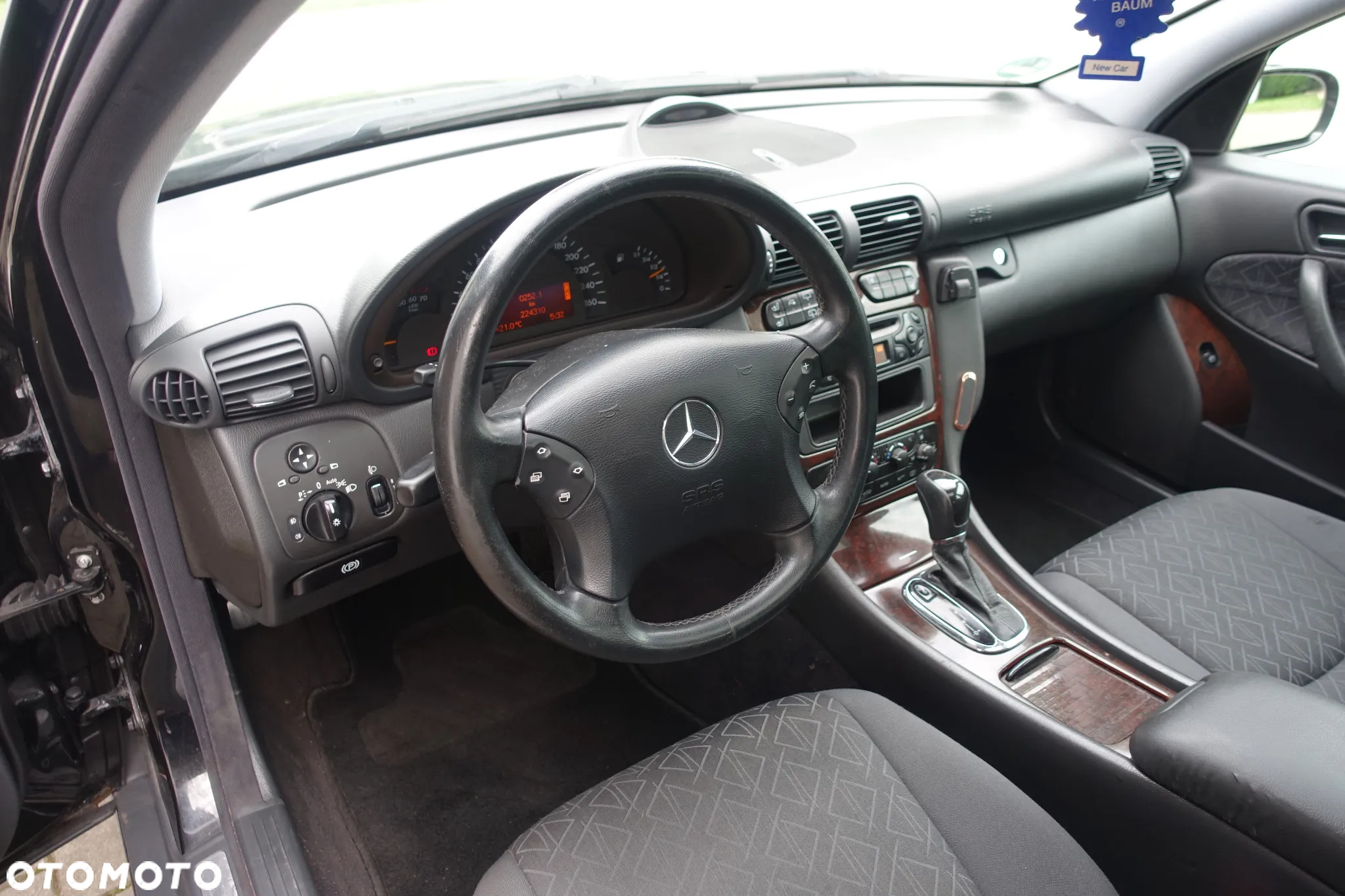Mercedes-Benz Klasa C 180 T Kompressor Automatik Avantgarde - 20