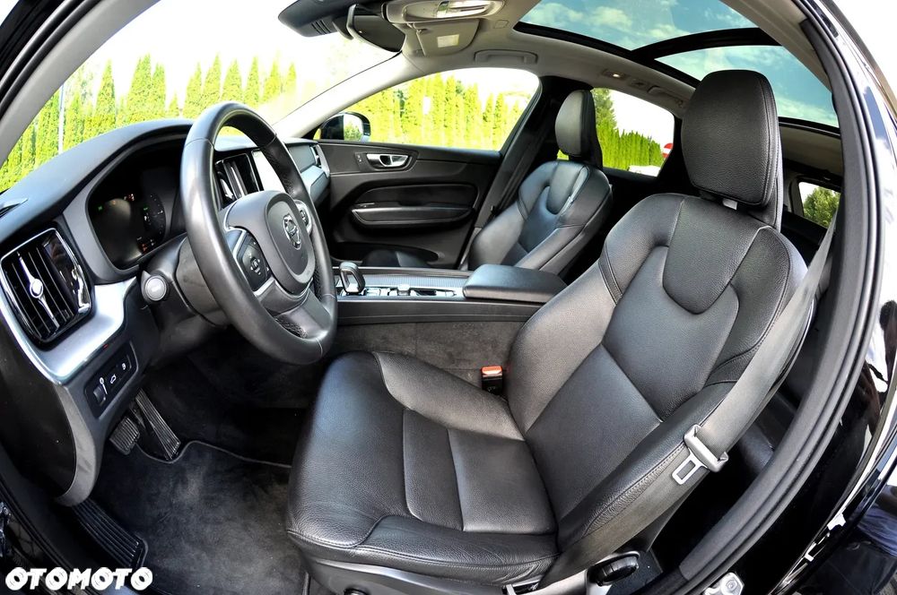 Volvo XC 60 T6 AWD Recharge Geartronic Inscription - 24