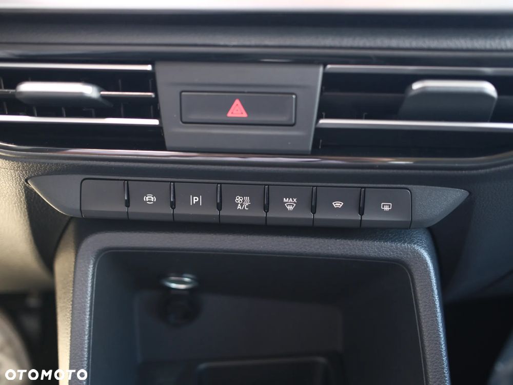 Ford Tourneo Connect Grand 1.5 EcoBoost Titanium - 23