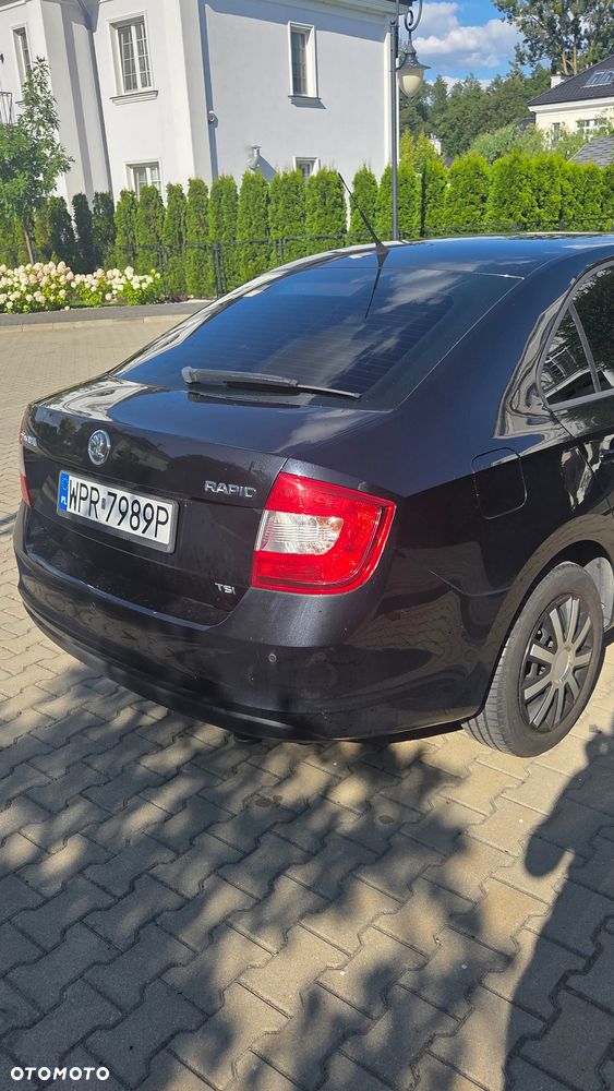 Skoda RAPID 1.2 TSI Active - 4