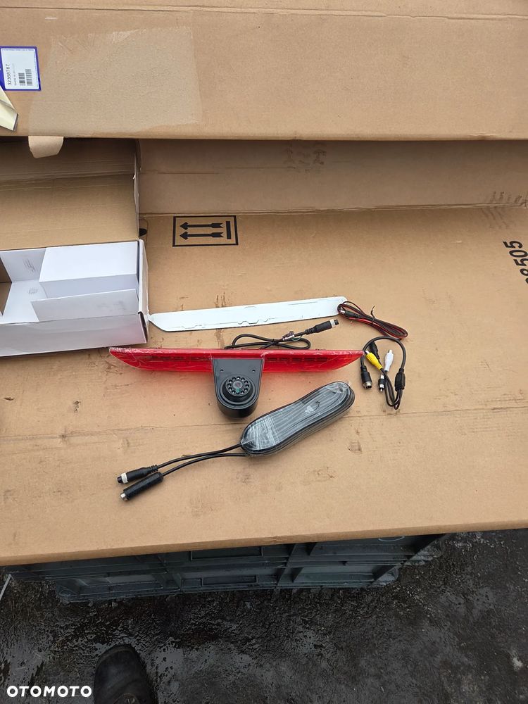 Kamera cofania trzecie światło stopu Ford Transit MK-8 Custom A17383 A15047 - 2