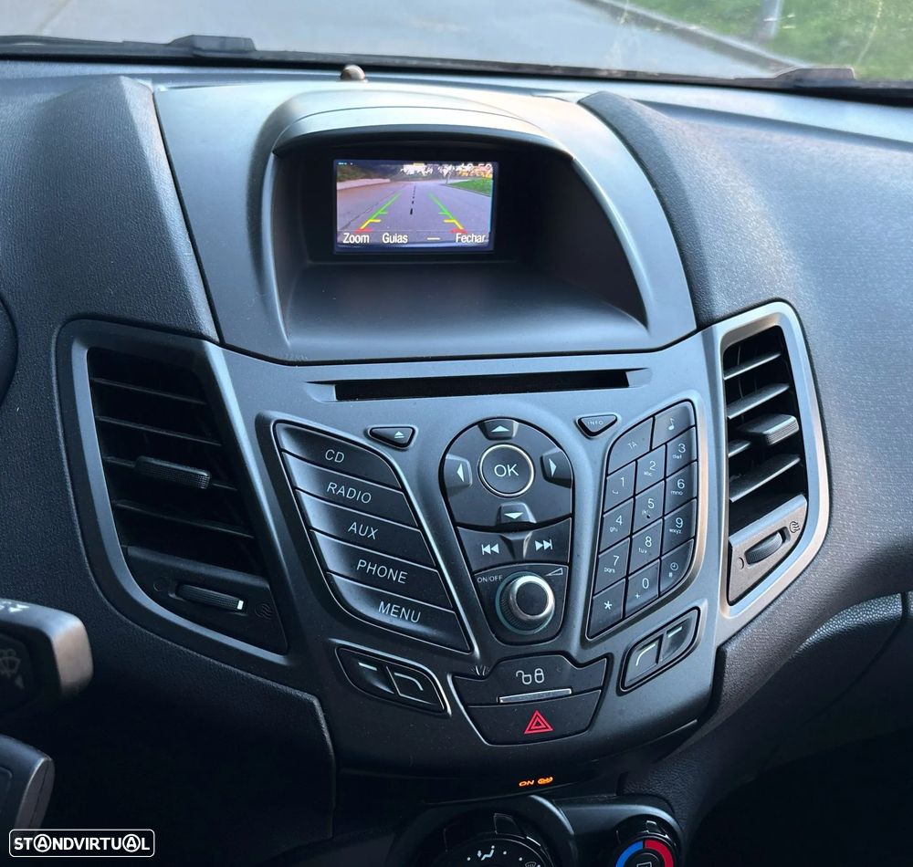 Ford Fiesta 1.0 Ti-VCT Titanium - 8