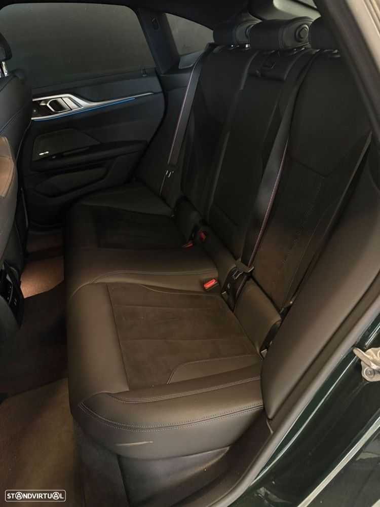 BMW i4 eDrive40 - 11