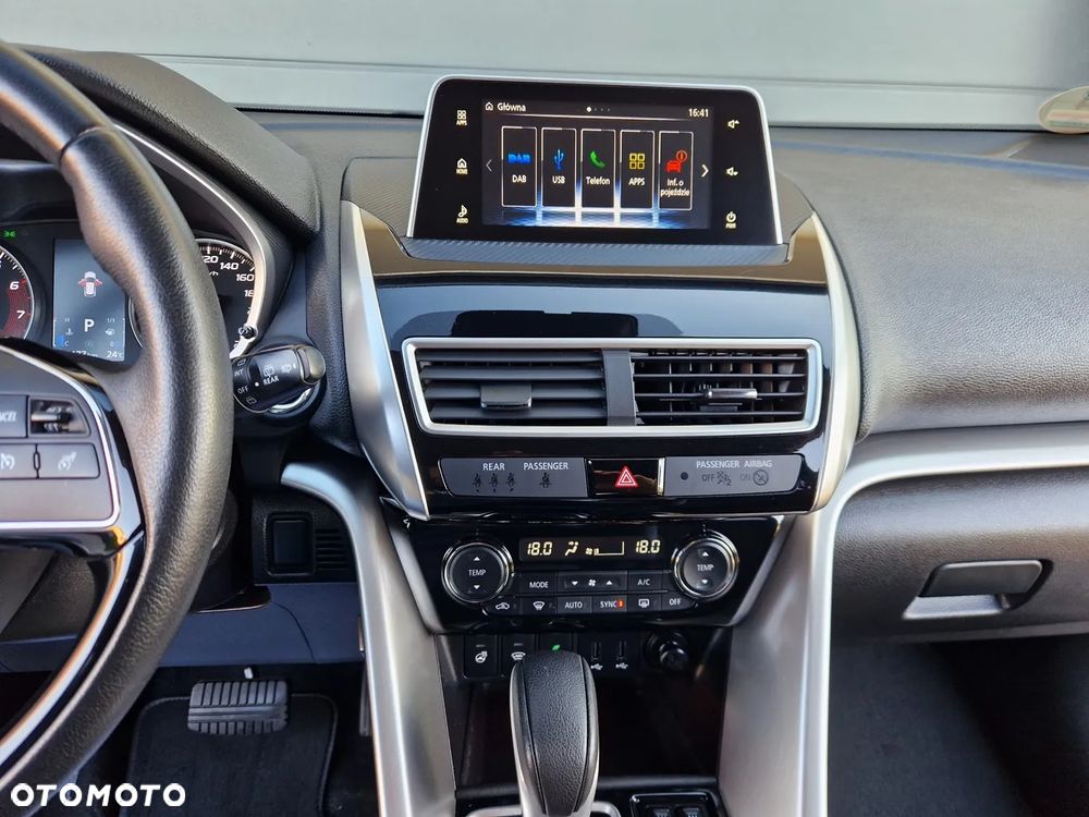 Mitsubishi Eclipse Cross - 24