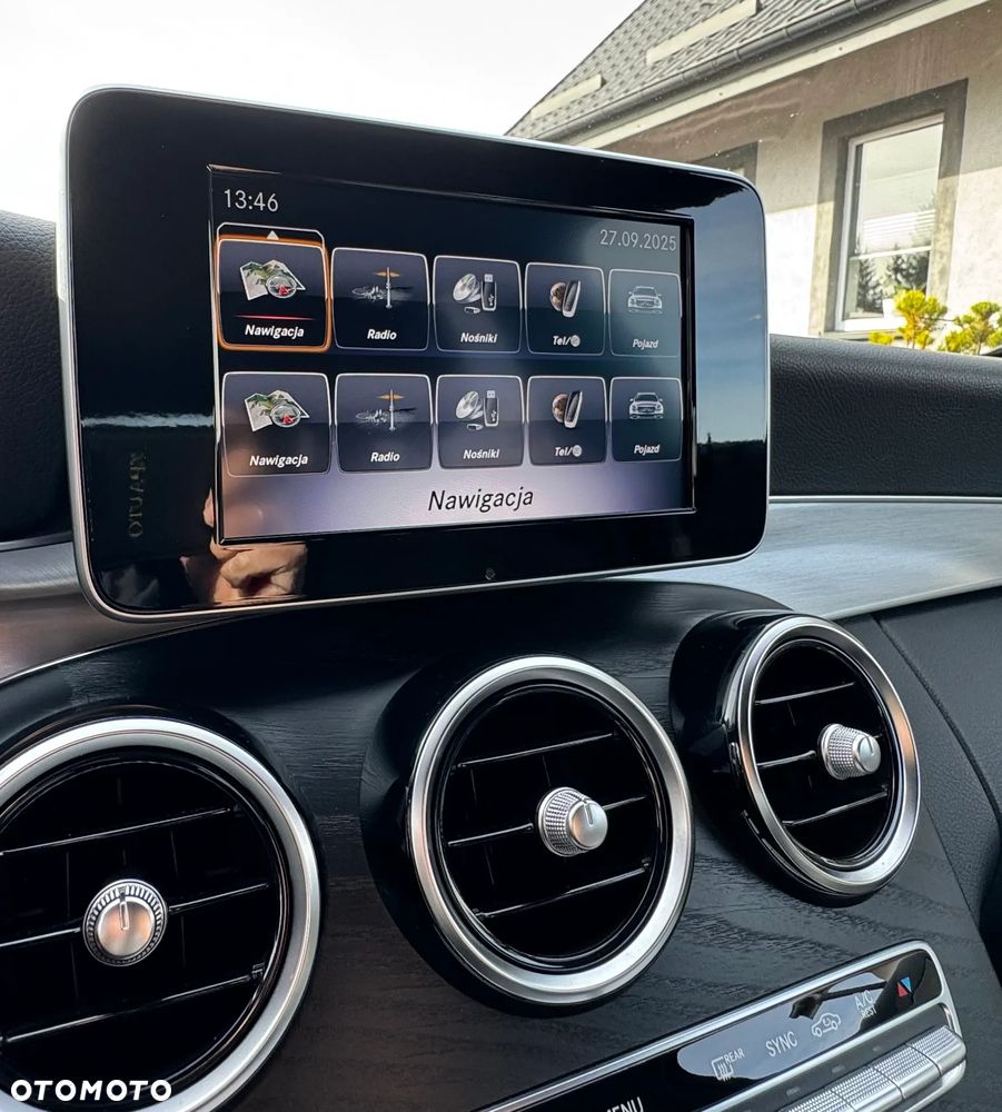 Mercedes-Benz Klasa C 220 d T 9G-TRONIC AMG Line - 25