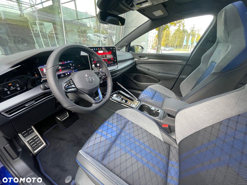 Volkswagen Golf - 14