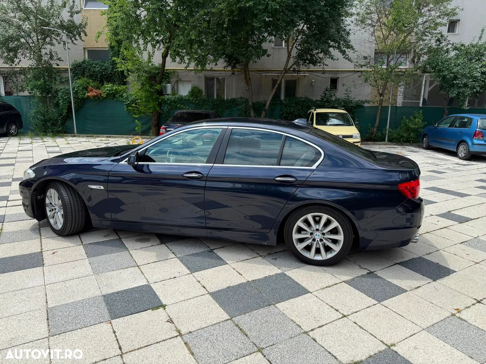 BMW Seria 5 525d xDrive - 5